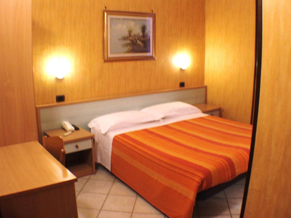 Hotel Isolabella Bussoleno Eksteriør bilde