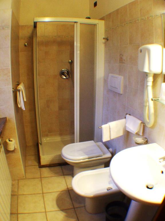 Hotel Isolabella Bussoleno Eksteriør bilde