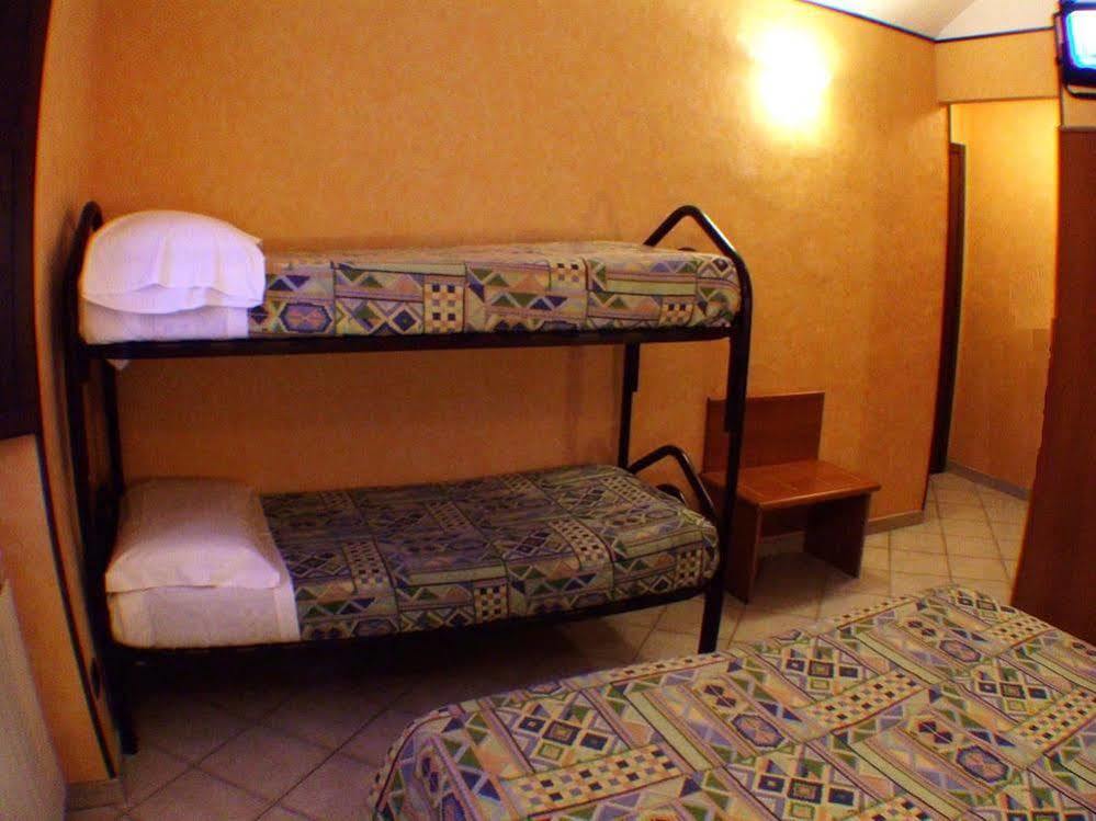 Hotel Isolabella Bussoleno Eksteriør bilde